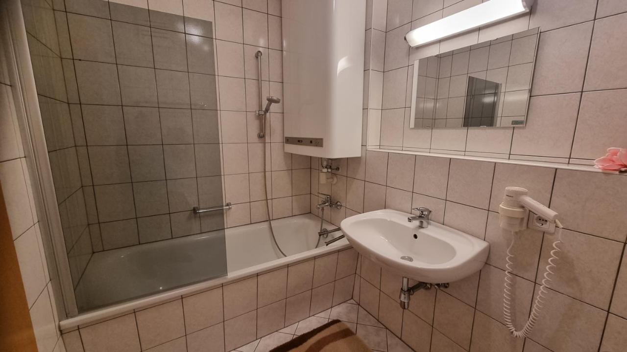 Appartement Michelle Juns Luaran gambar
